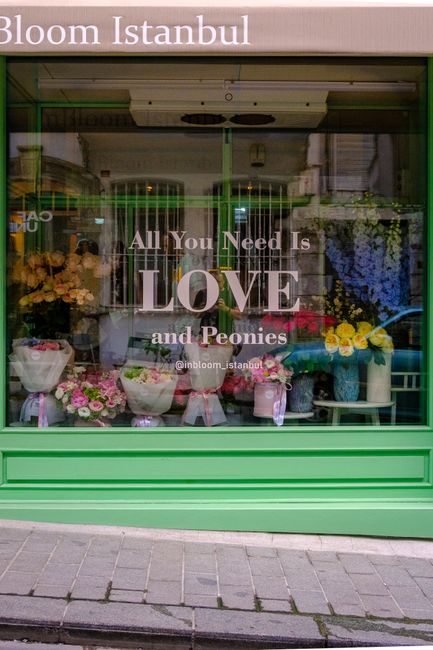 Larkspur Flower Market Storefront